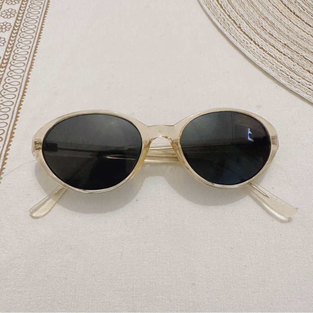 Real vintage cat eye sunglasses